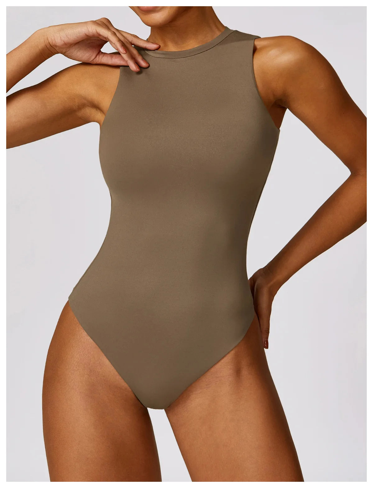 Diva® Curved High-Neck Bodysuit - Icy queens