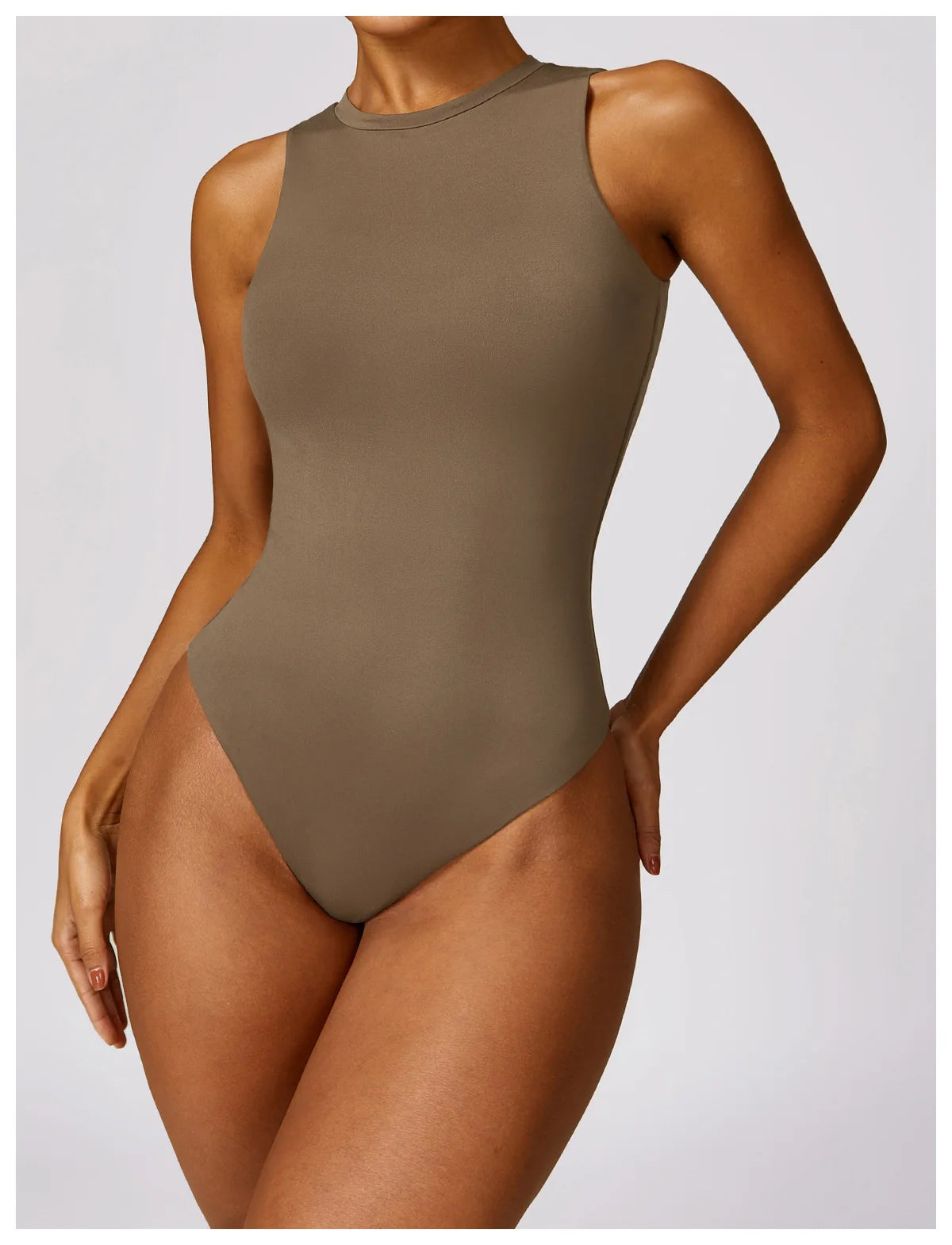 Diva® Curved High-Neck Bodysuit - Icy queens
